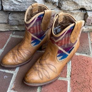 Ariat + Pendleton Booties Western